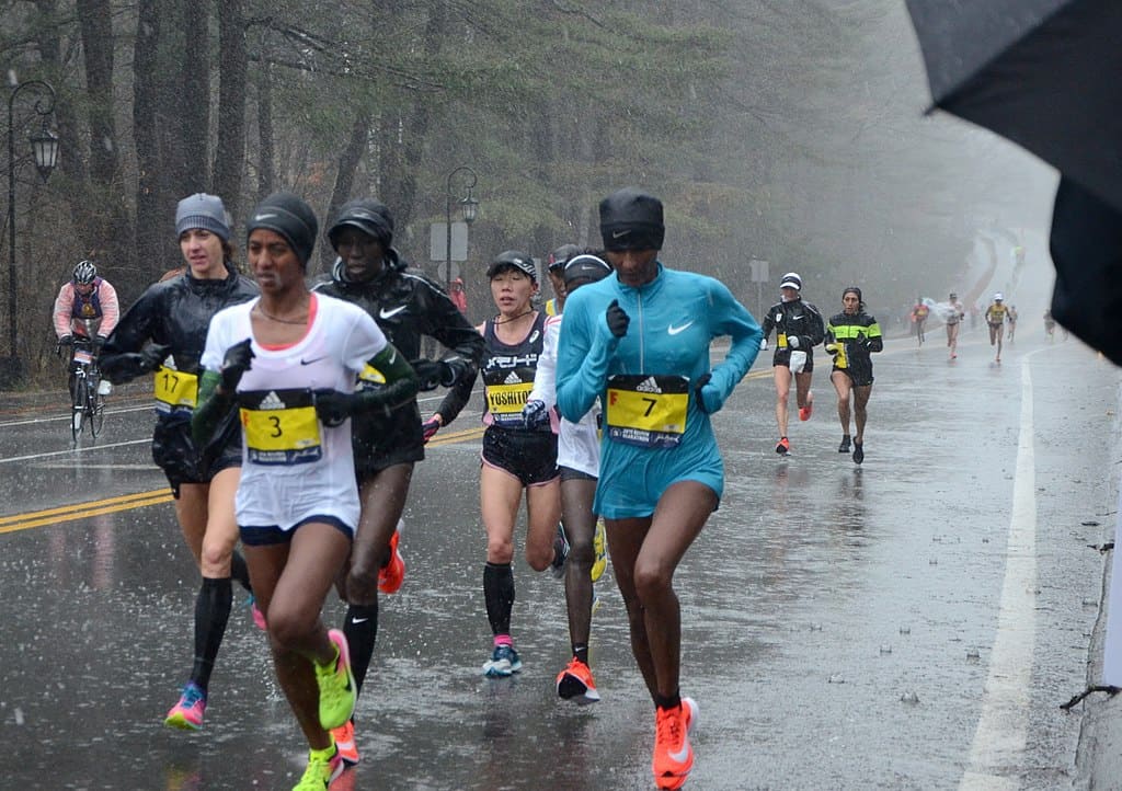 Two elite runners in front had a DNF in the 2018 Boston Marathon.